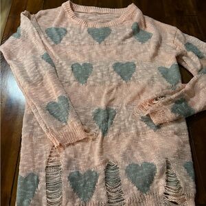 Chic Heart Patterned Sweater in Pink and Gray
